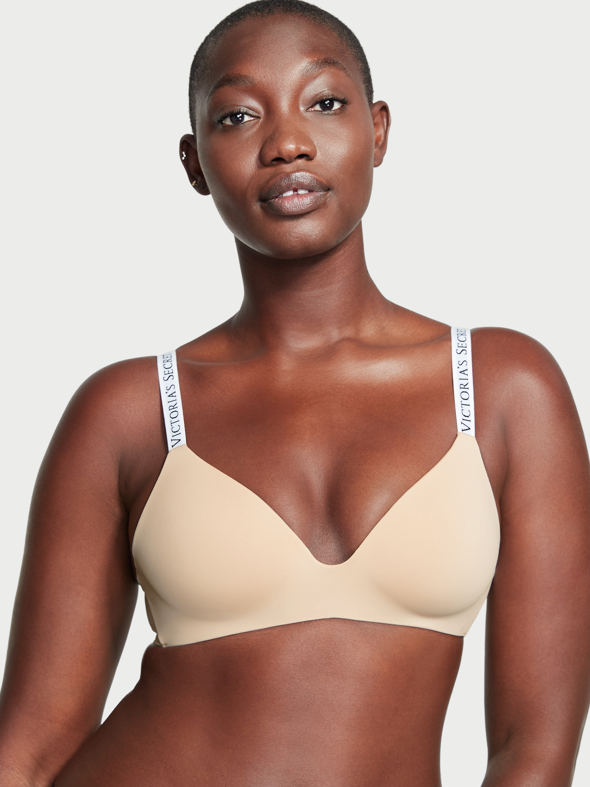 Lightly Lined Wireless Bra image number null