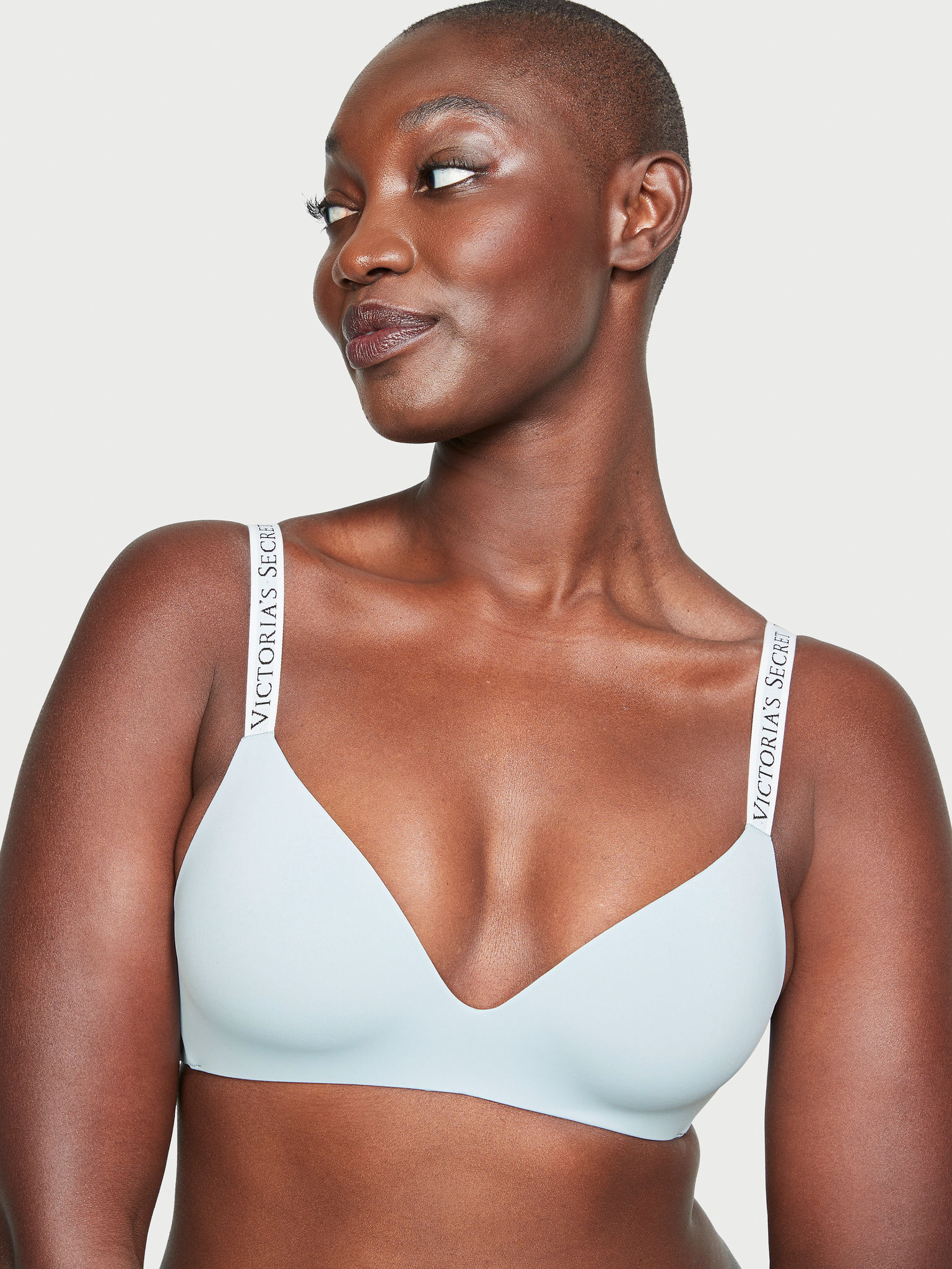 Lightly Lined Wireless Bra image number null